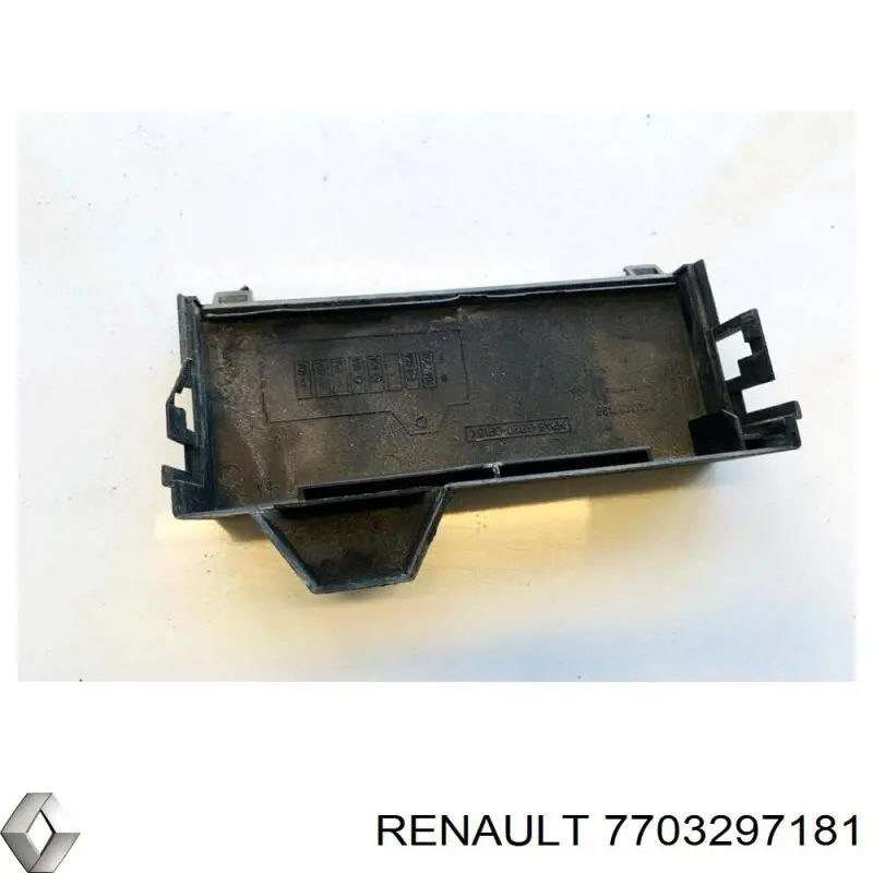 Купити 7703297181 Renault (RVI) 