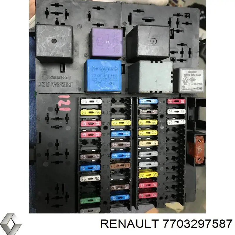 Коробка запобіжників Renault (RVI) 7703297587 ціна, від 19.53 USD