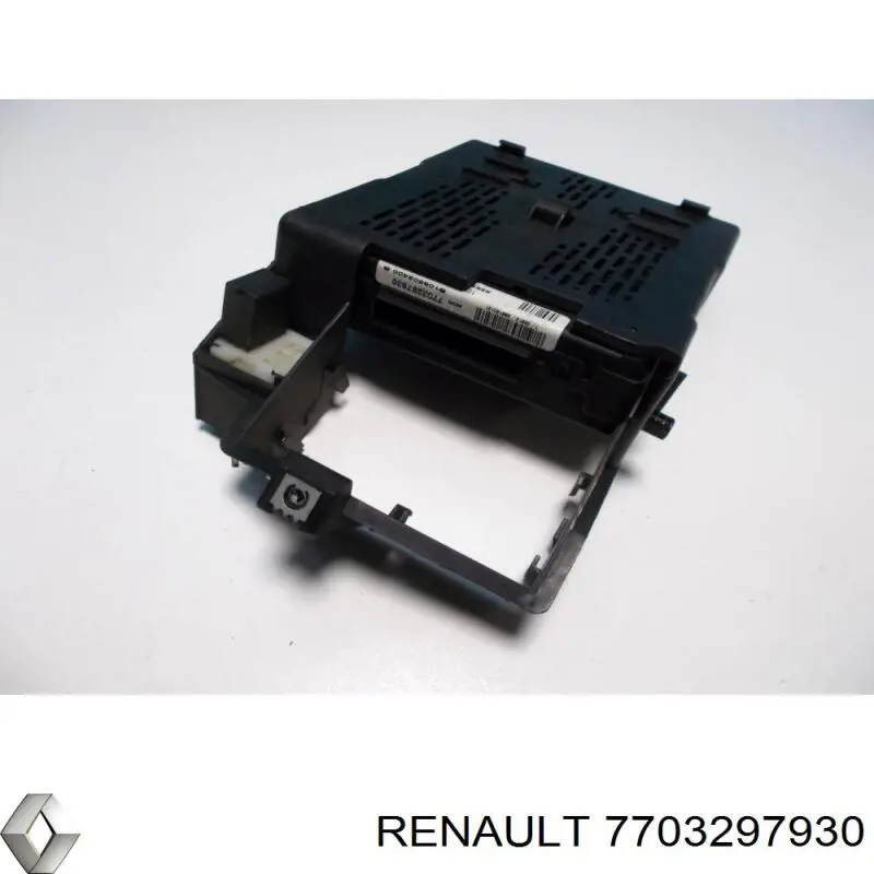 Купити 7703297930 Renault (RVI) 