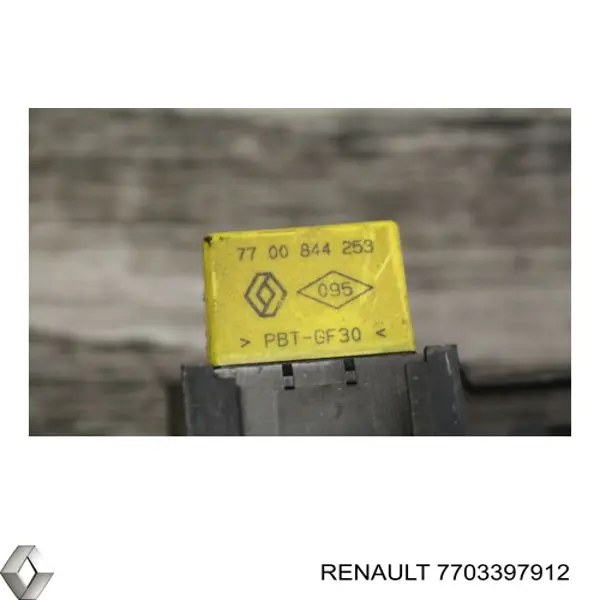  7703397912 Renault (RVI)