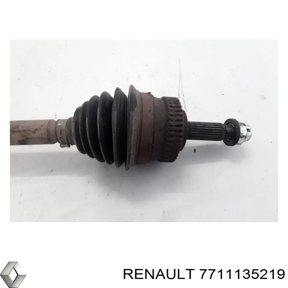 Купити 7711135219 Renault (RVI) Шарнір приводу зовнішній