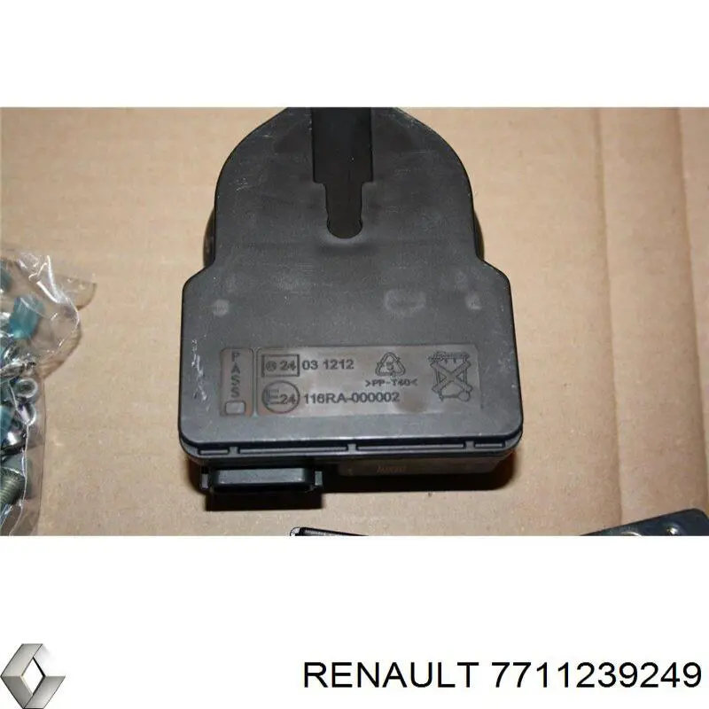 Купити 7711239249 Renault (RVI) 