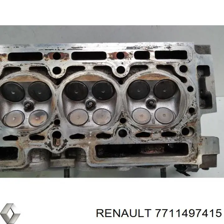 Головка двигуна Renault (RVI) 7711497415 ціна, від 870.19 USD