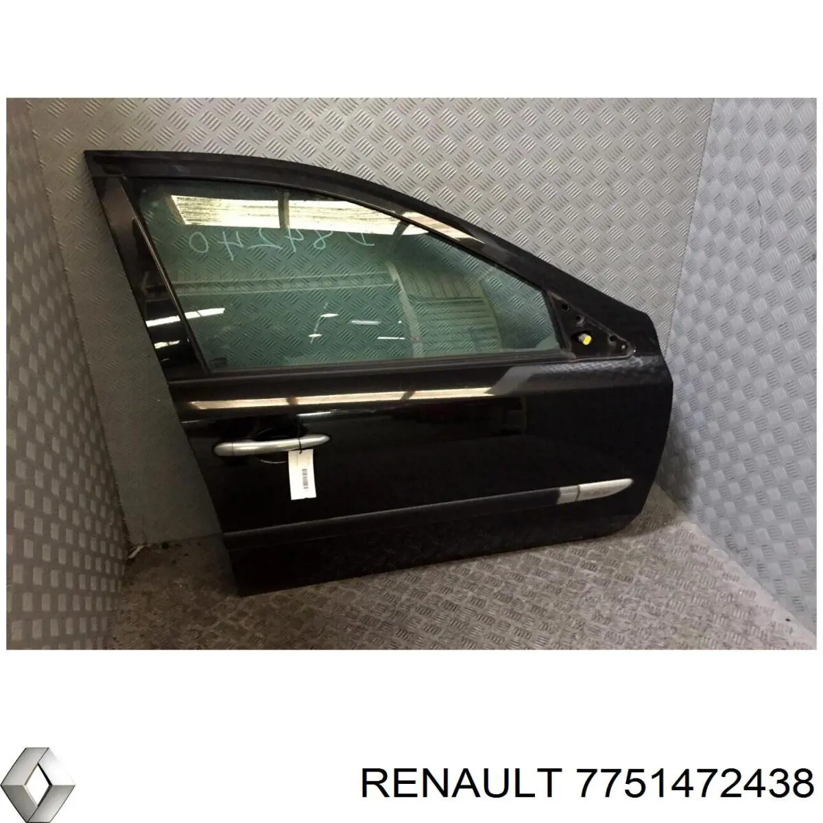 Купити 7751472438 Renault (RVI) Двері праві передні