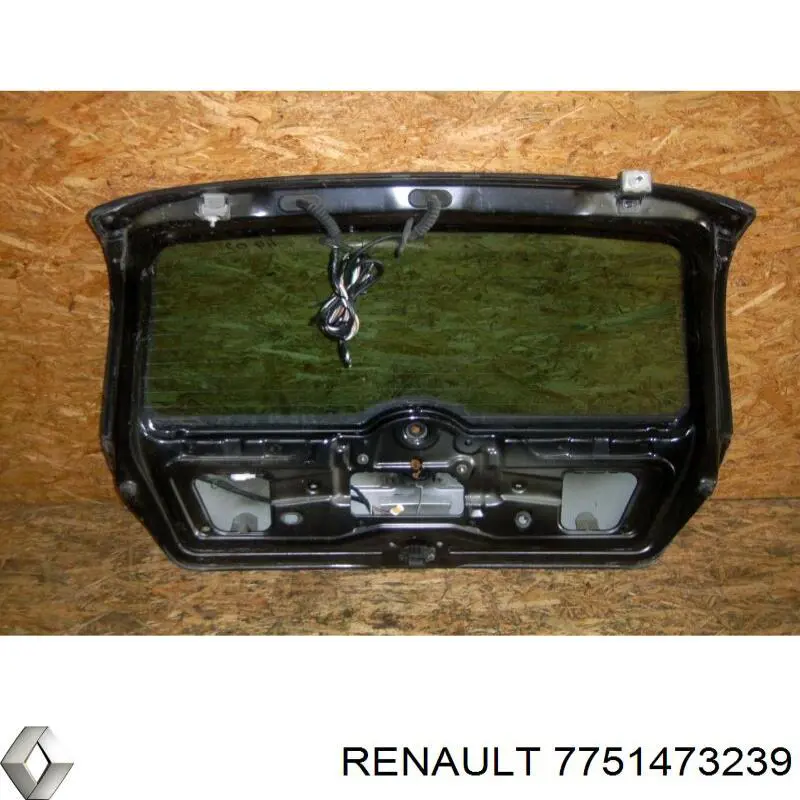 Двері задні, багажні (3-і)/(5-і) (ляда) Renault Clio 2 (B, C, B01) (Рено Кліо)