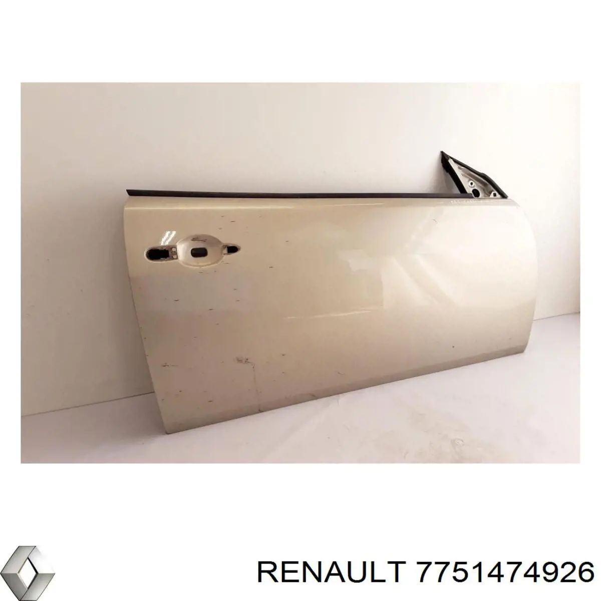 Двері передні, праві Renault Megane 2 (EM0) (Рено Меган)