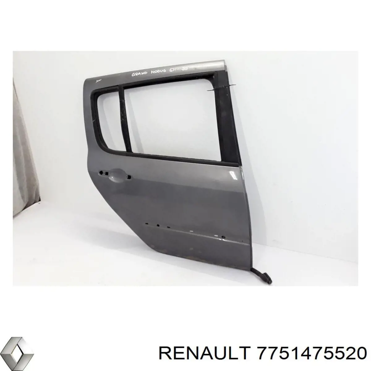 Двері задні, праві 7751475520 Renault (RVI)