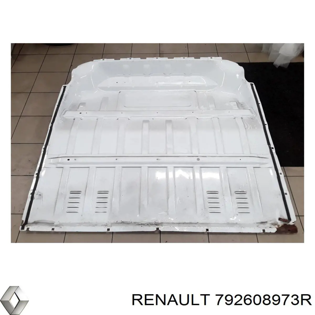 Купити 792608973R Renault (RVI) Оббивка перегородки вантажного відсіку