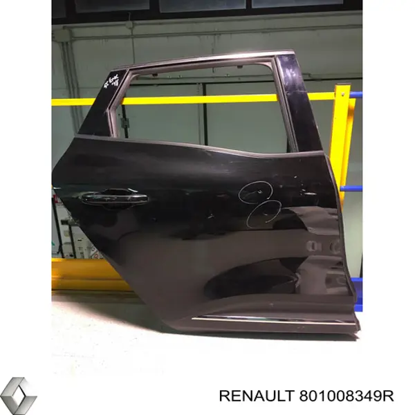 801008349R Renault (RVI) двері передні, праві