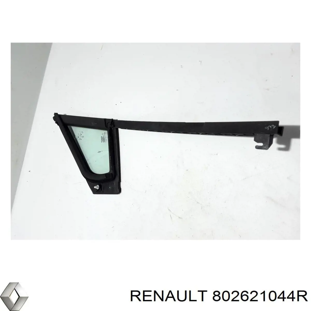 Скло трикутне дверей передніх правих Renault (RVI) 802621044R ціна, від 22.55 USD