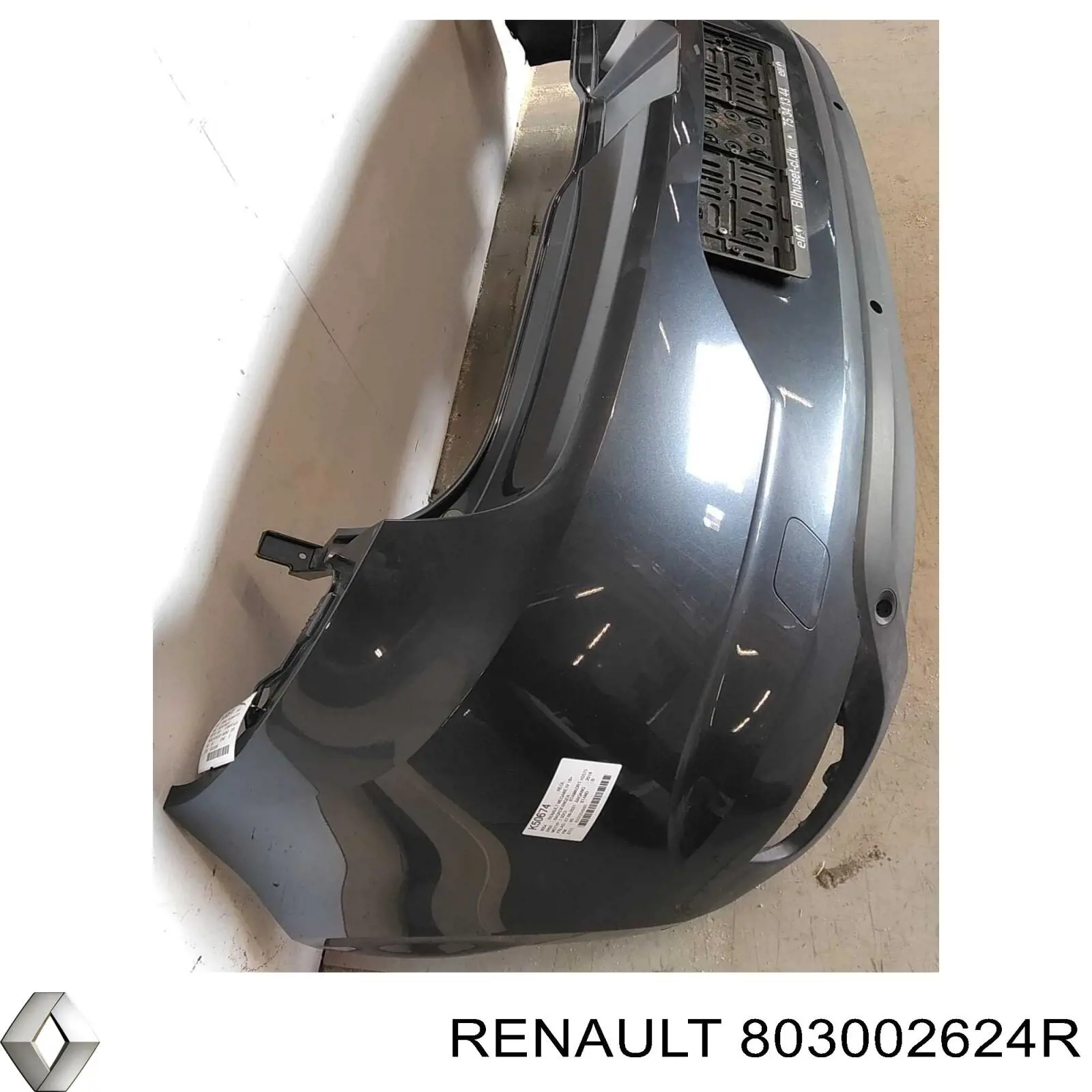 Скло передніх дверей, правою 803002624R Renault (RVI)