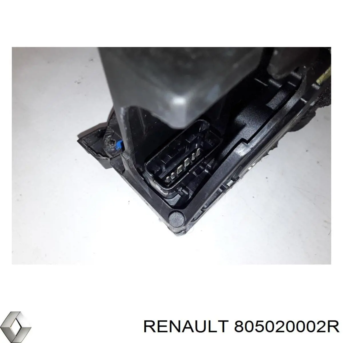 Купити 805020002R Renault (RVI) Замок дверки правої передньої