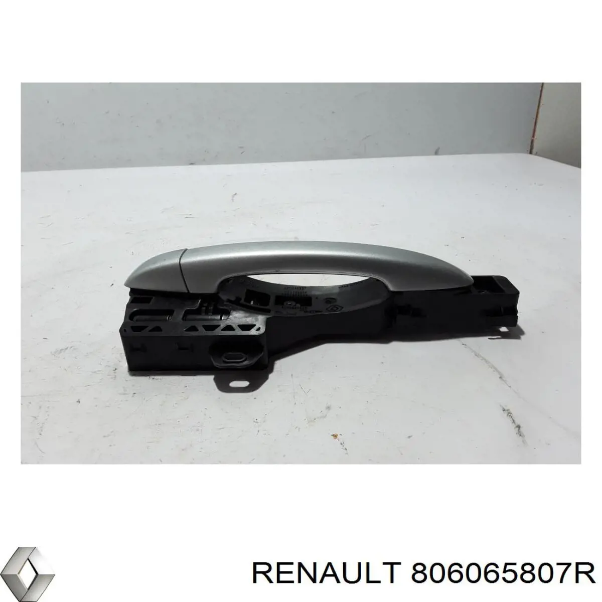 806065807R Renault (RVI) 
