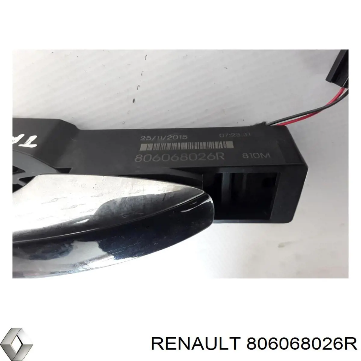 Тримач зовнішньої ручки дверей, правих дверей 806068026R Renault (RVI)