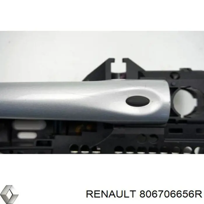 Купити 806424976R Renault (RVI) Ручка передньої двері зовнішня