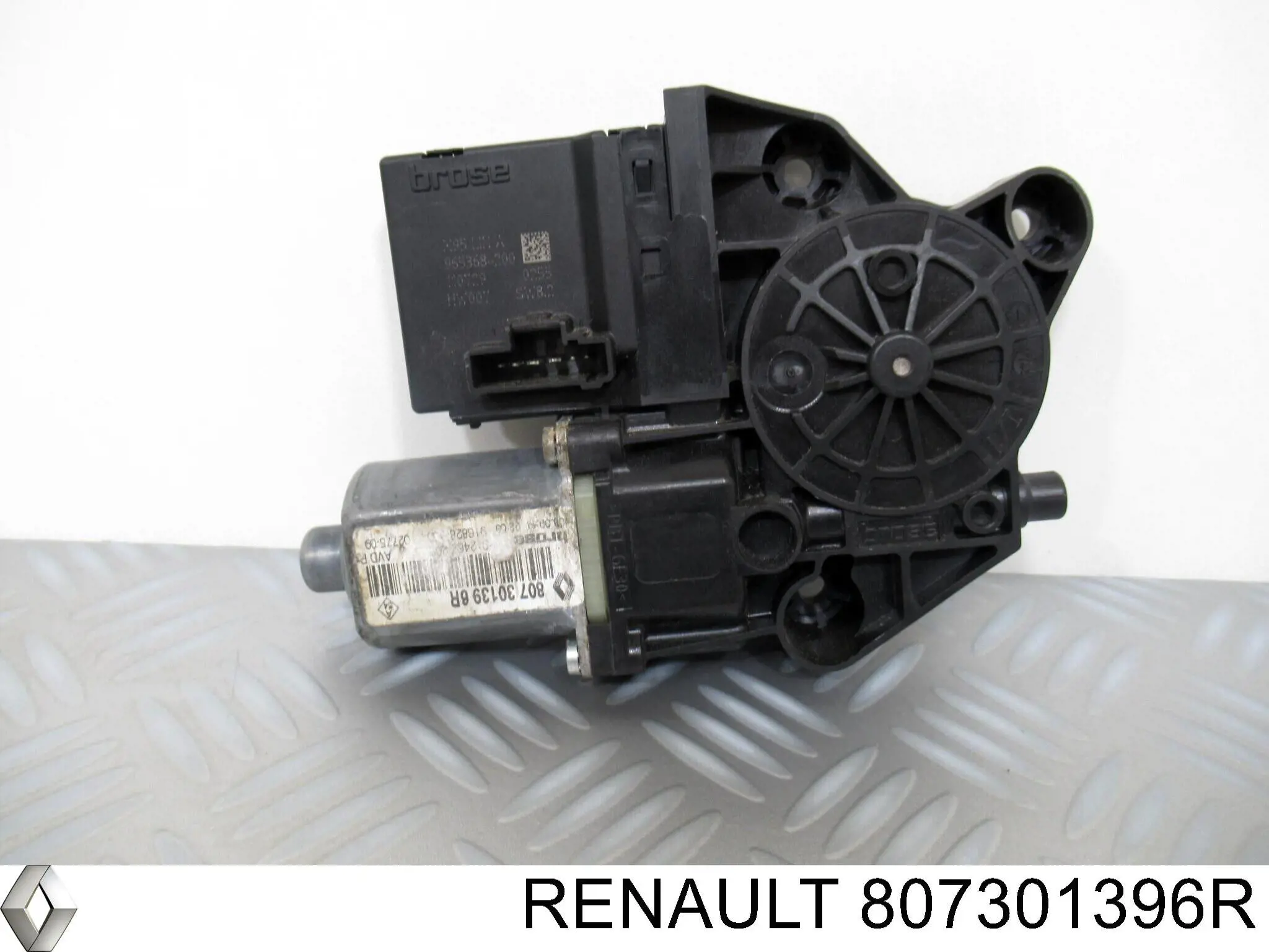 Купити 807301396R Renault (RVI) Двигун склопідіймача двері передньої, правої