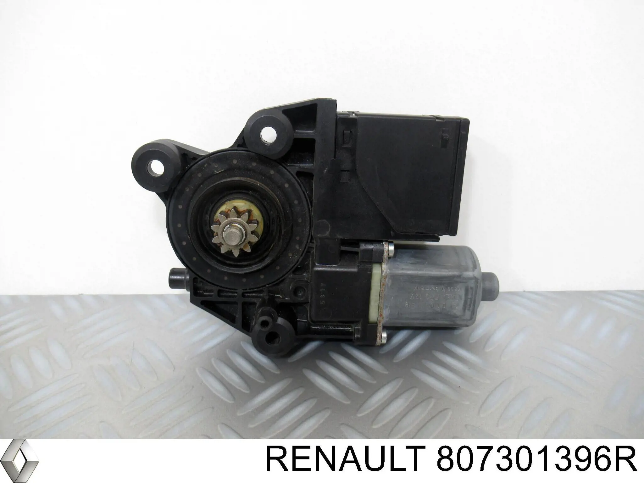 Мотор стеклоподъемника двери передней, правой RENAULT 807301396R