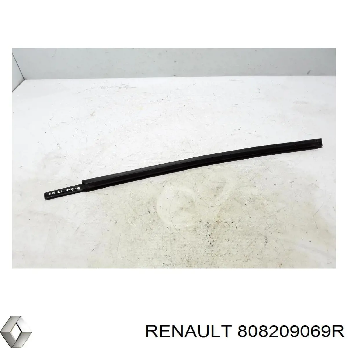  808209069R Renault (RVI)