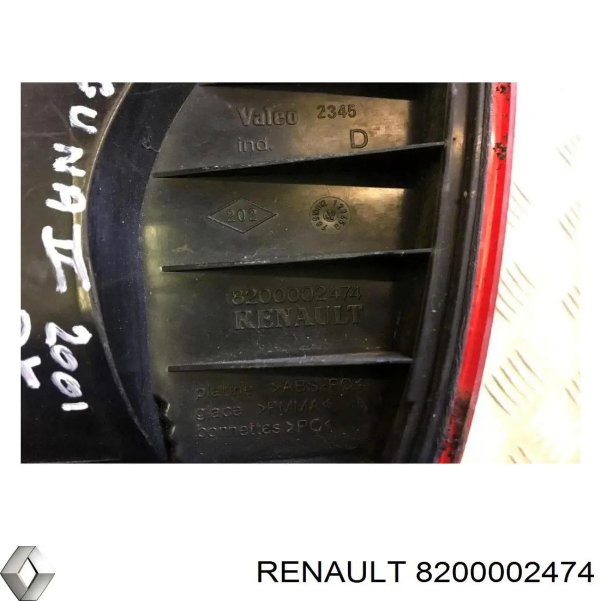 Ліхтар задній правий, зовнішній 8200002474 Renault (RVI)