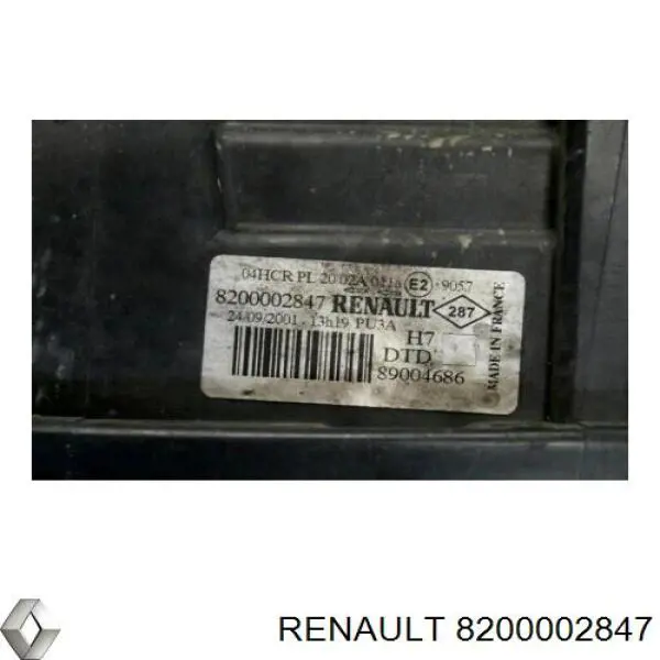 8200002847 Renault (RVI) Основна фара - вставка