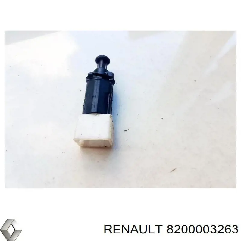 Плафон освітлення салону/кабіни Renault (RVI) 8200003263 ціна, від 2.94 USD