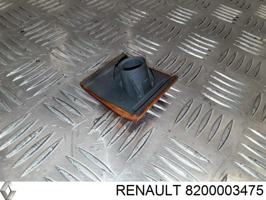 Купити 8200003475 Renault (RVI) Повторювач повороту на крилі