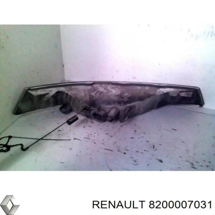 Поворотник лівий Renault (RVI) 8200007031 ціна, від 28.24 USD