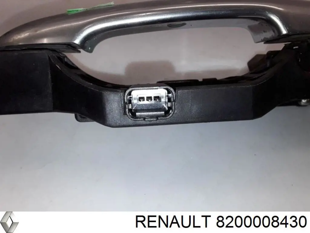 Купити 8200370363 Renault (RVI) Тримач зовнішньої ручки дверей, задніх лівих