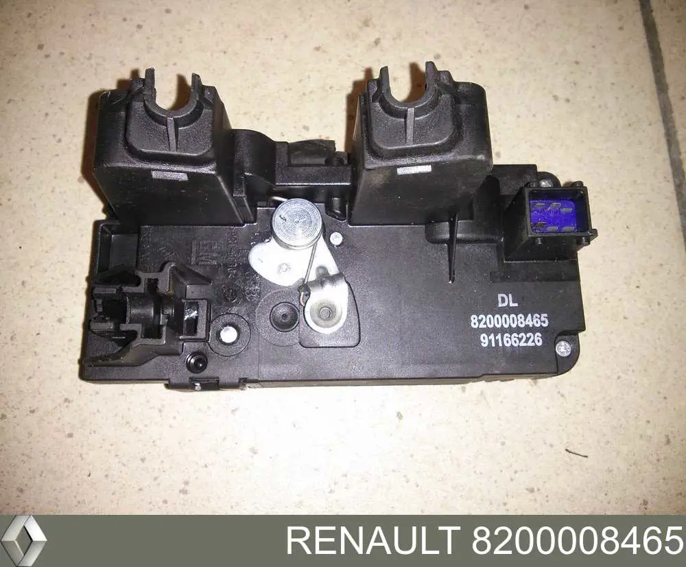 Купити 8200008465 Renault (RVI) Замок дверей бічних зсувних лівих