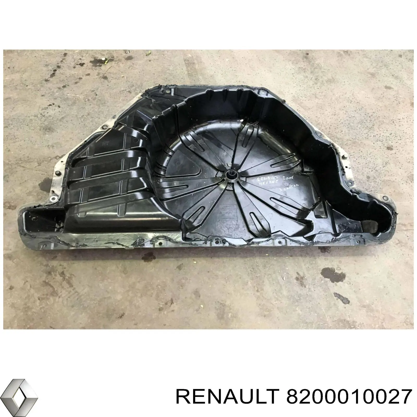 Облицювання багажного відсіку нижнє Renault (RVI) 8200010027 ціна, від 42.28 USD