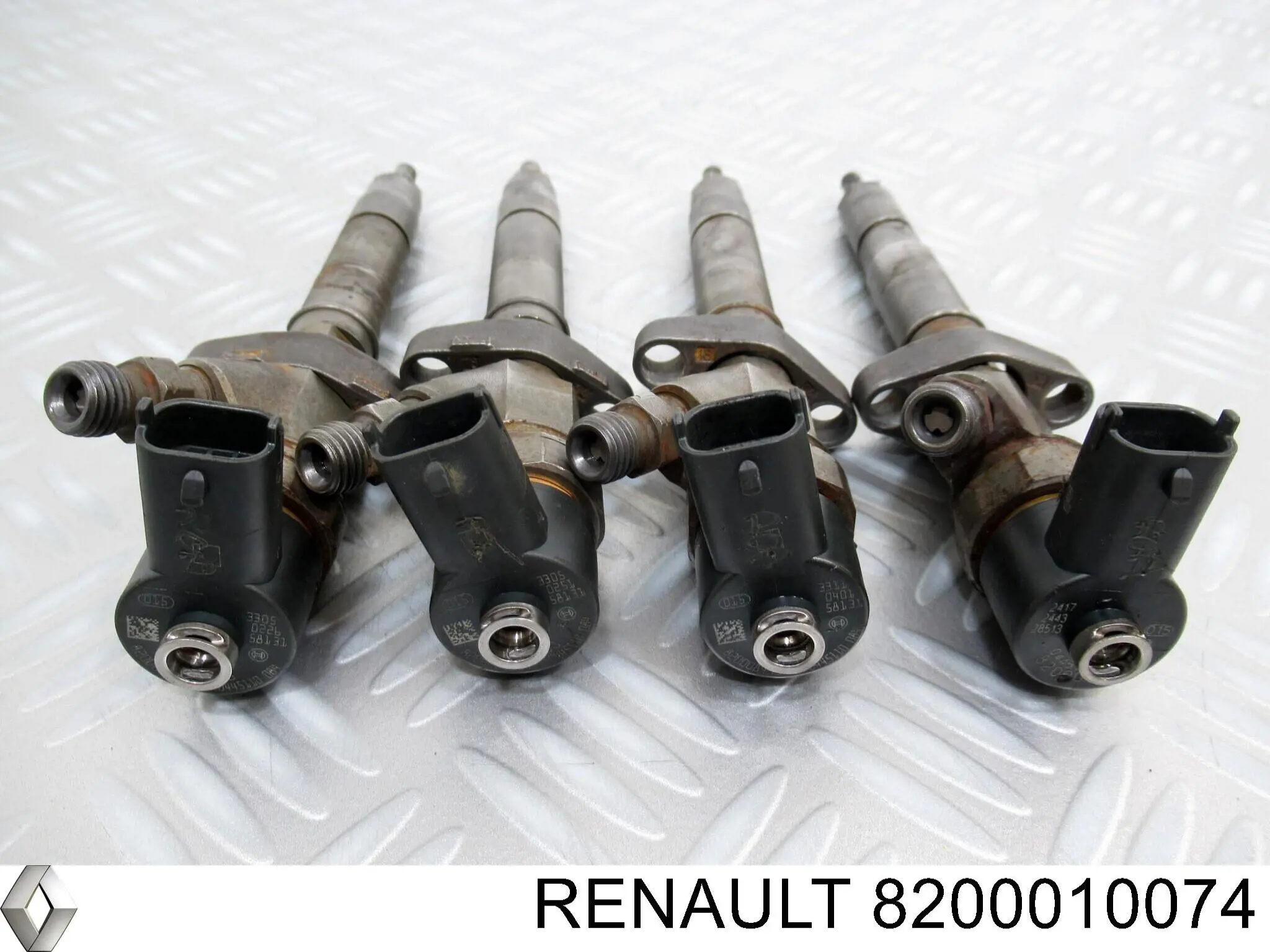 Купити 8200010074 Renault (RVI) Форсунка дизельна в зборі, розпилювач + тримач