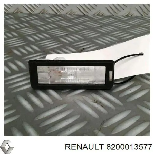 Ліхтар підсвічування заднього номерного знака Renault (RVI) 8200013577