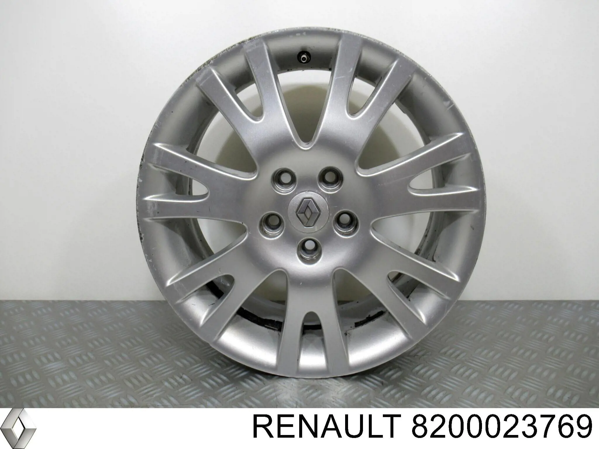 Диски колісні литі (легкосплавні, титанові) Renault Laguna 2 (BG0) (Рено Лагуна)
