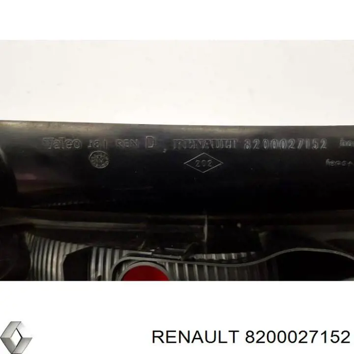 Купити 8200027152 Renault (RVI) Задня права фара