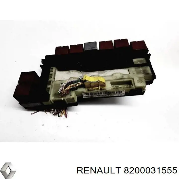 Купити 8200031555 Renault (RVI) Модуль управління двигуном