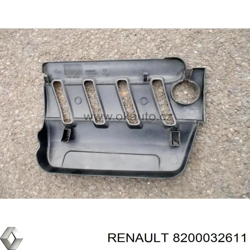 Купити 8200032611 Renault (RVI) Кришка двигуна декоративна