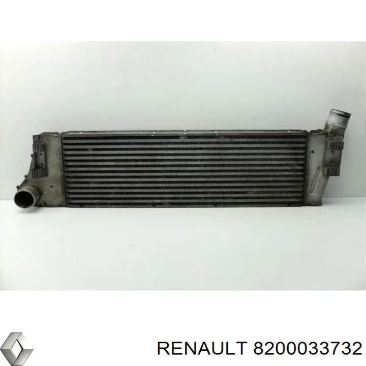 Інтеркулер 8200033732 Renault (RVI)