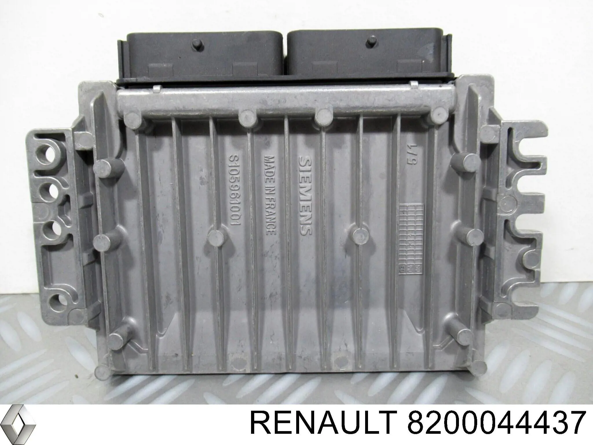 Купити 8200044437 Renault (RVI) Модуль управління двигуном