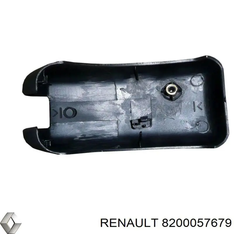 Купити 8200057679 Renault (RVI) Накладка петлі задніх дверей