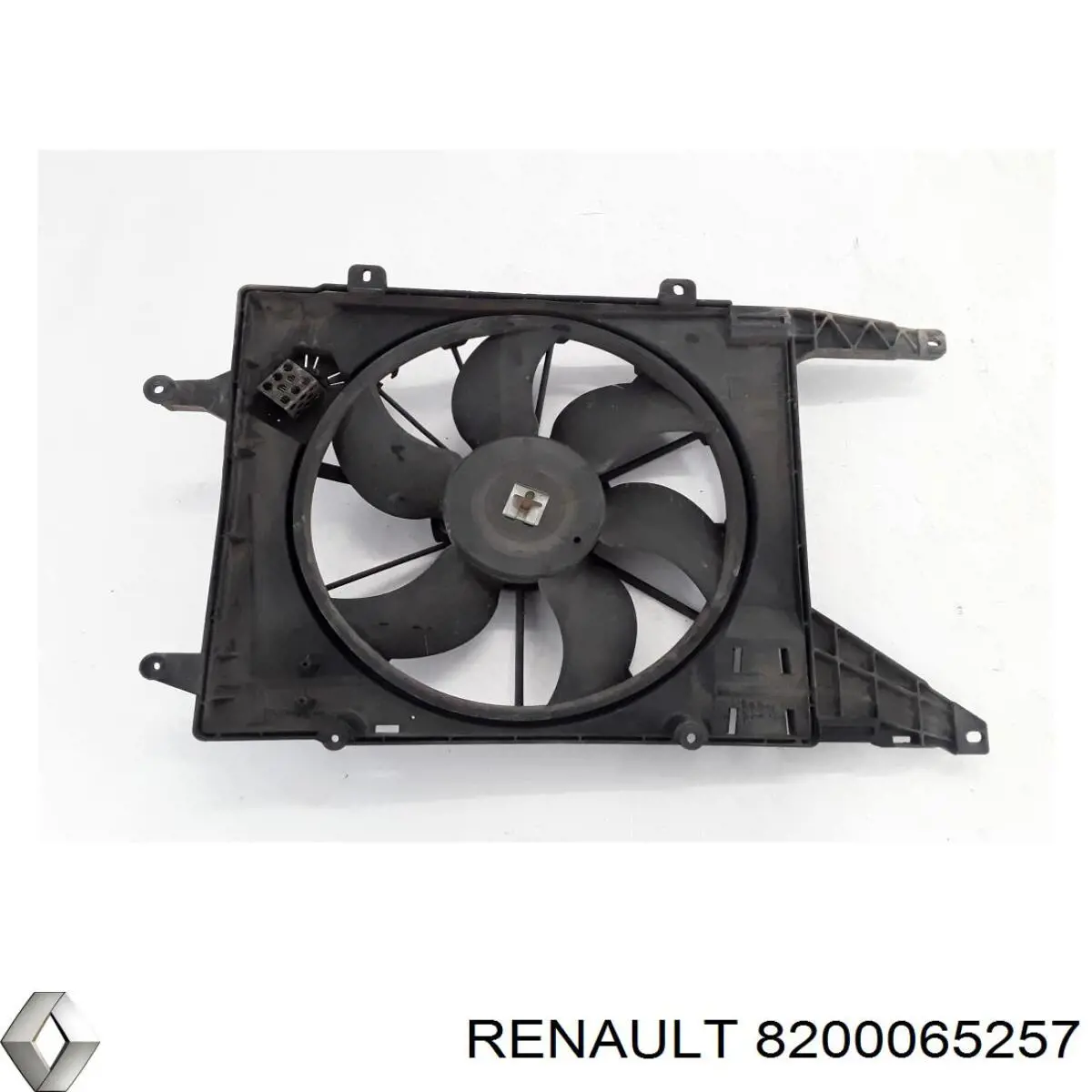 8200065257 Renault (RVI) Дифузор радіатора охолодження, в зборі з мотором і крильчаткою