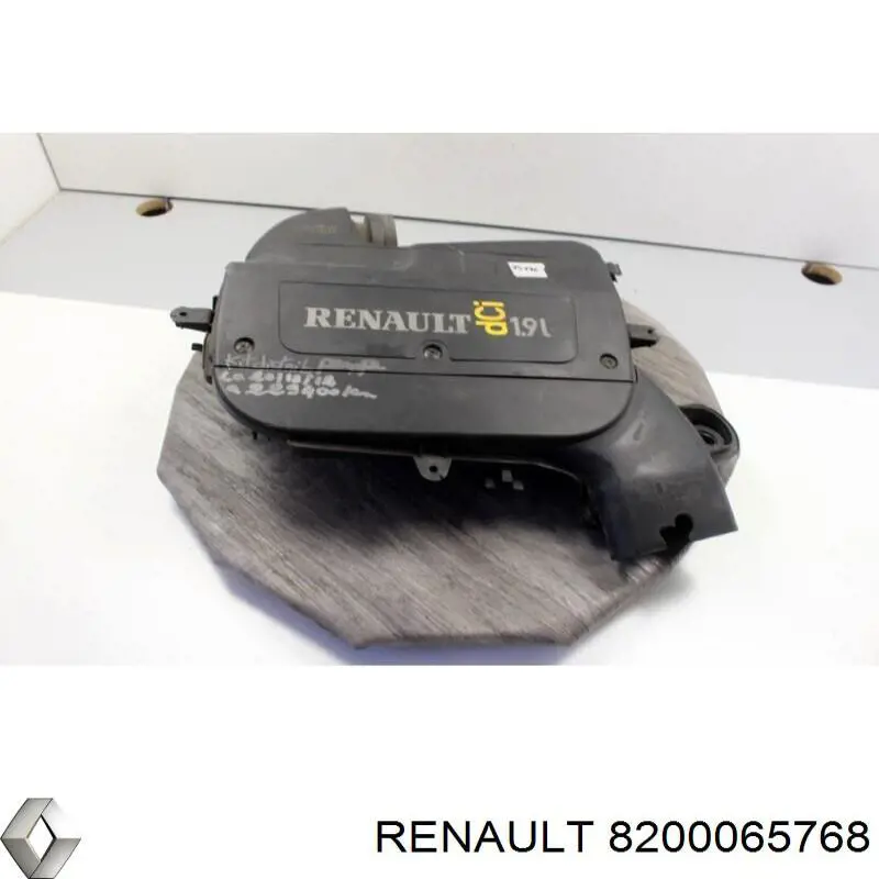 8200065768 Renault (RVI) фільтр повітряний