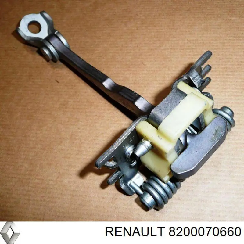  8200070660 Renault (RVI)