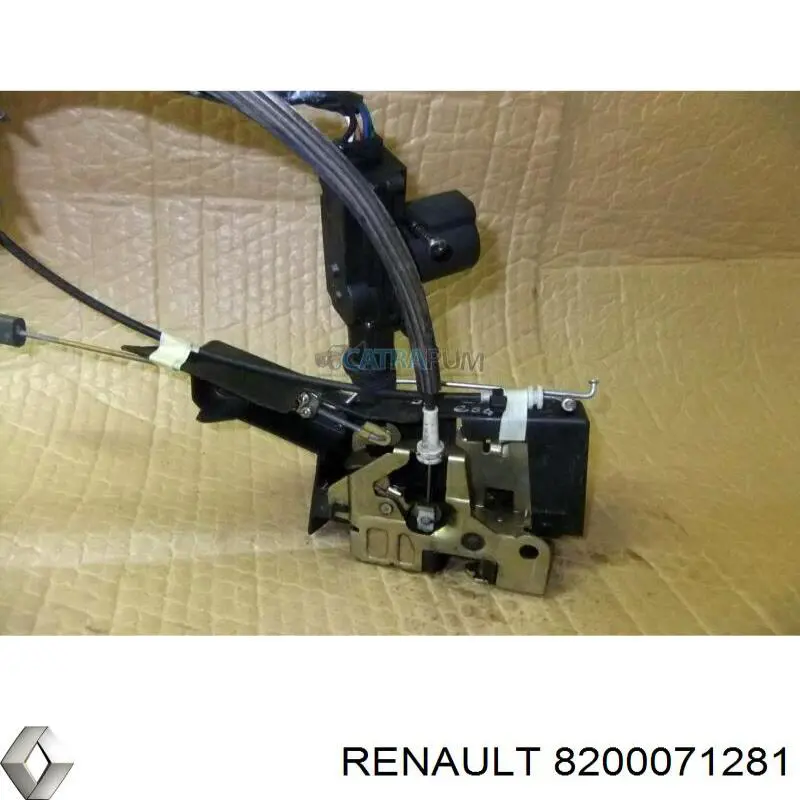 Консоль центральна панелі керування 8200071281 Renault (RVI)