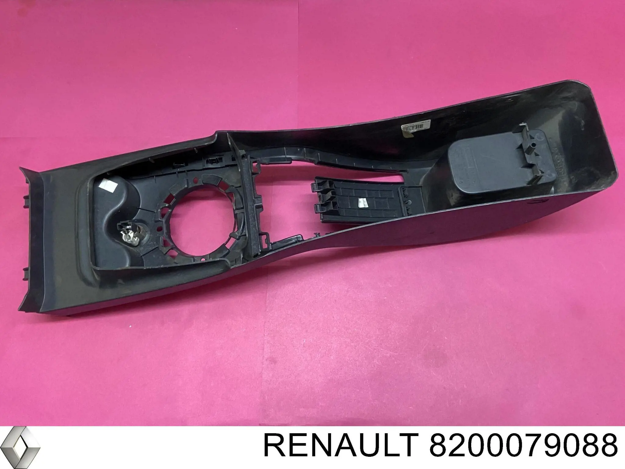 8200079088 Renault (RVI) Панель борода