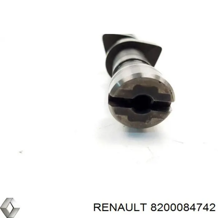 Купити 8200084742 Renault (RVI) Розподільчий вал двигуна