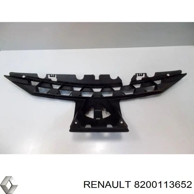 8200113652 Renault (RVI) бампер передній