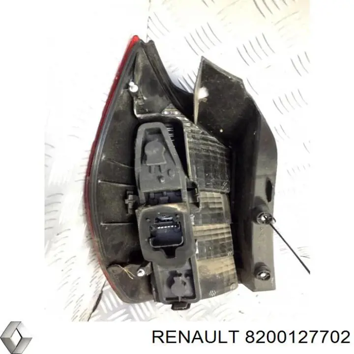 Купити 8200127702 Renault (RVI) Задня права фара