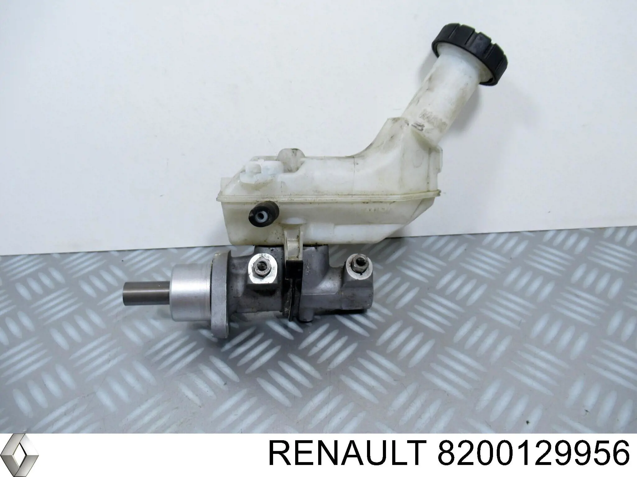 Купити Бачок гальмівний Renault Clio III BR01, CR01
