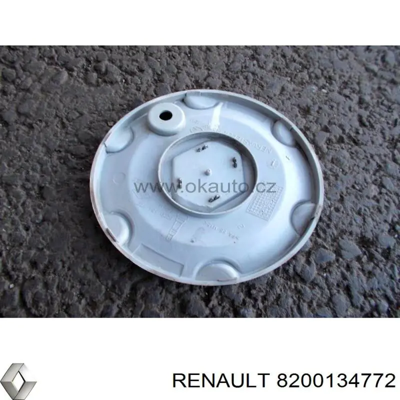 Купити 8200134772 Renault (RVI) Автомобільні ковпаки
