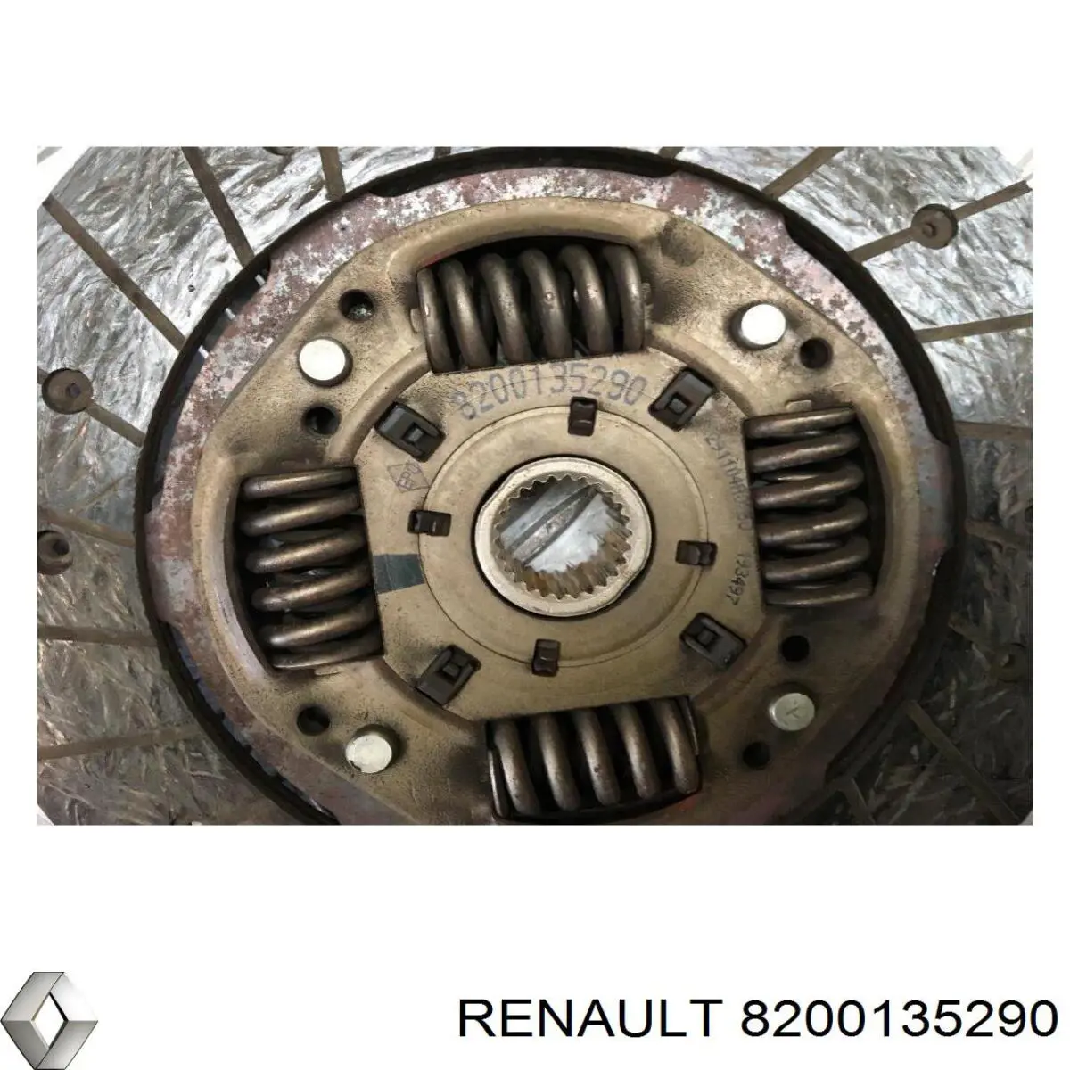 Диск зчеплення 8200135290 Renault (RVI)